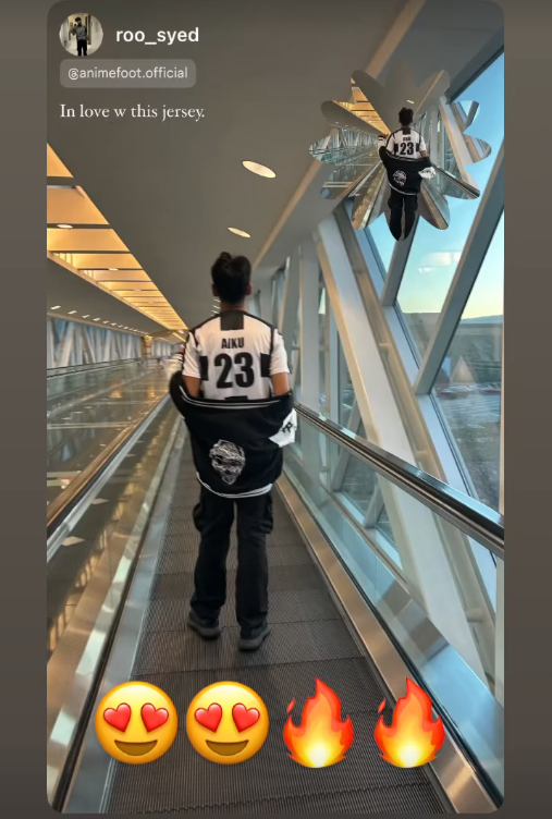 Fan wearing an AnimeFoot jersey