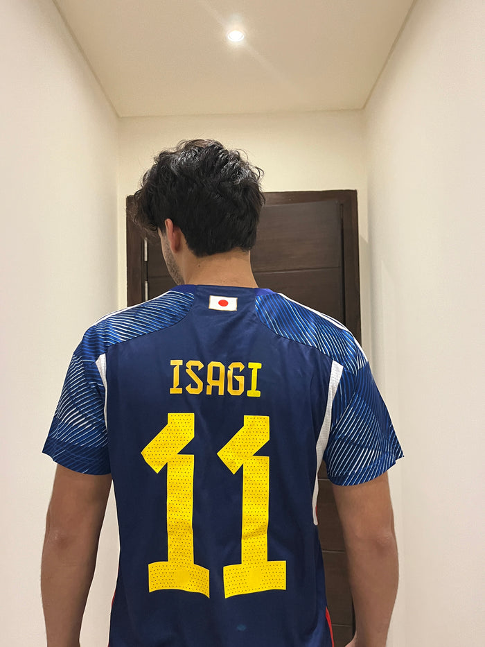 Fan wearing an AnimeFoot jersey